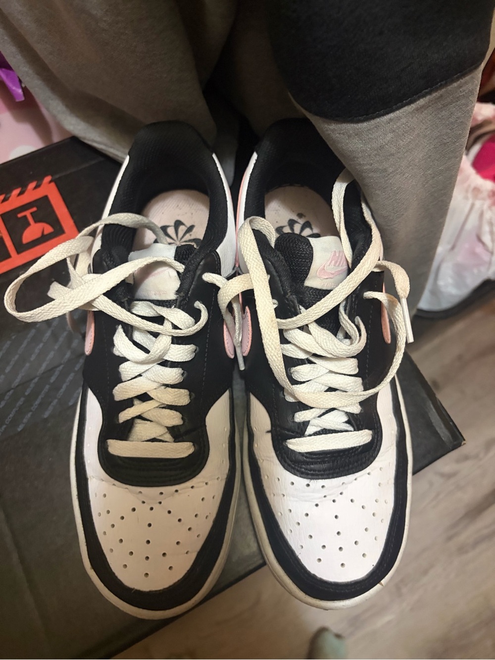 Nike Women’s Black, White & Pink Low-Top Sneakers